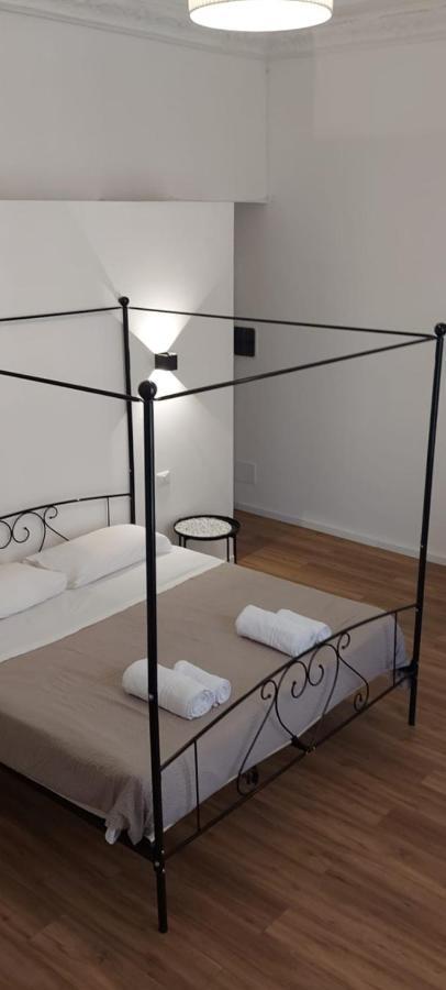 Casa Fileti Bed & Breakfast ปาแลร์โม ภายนอก รูปภาพ