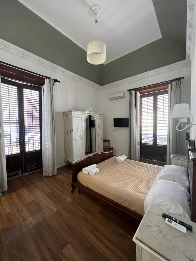 Casa Fileti Bed & Breakfast ปาแลร์โม ภายนอก รูปภาพ
